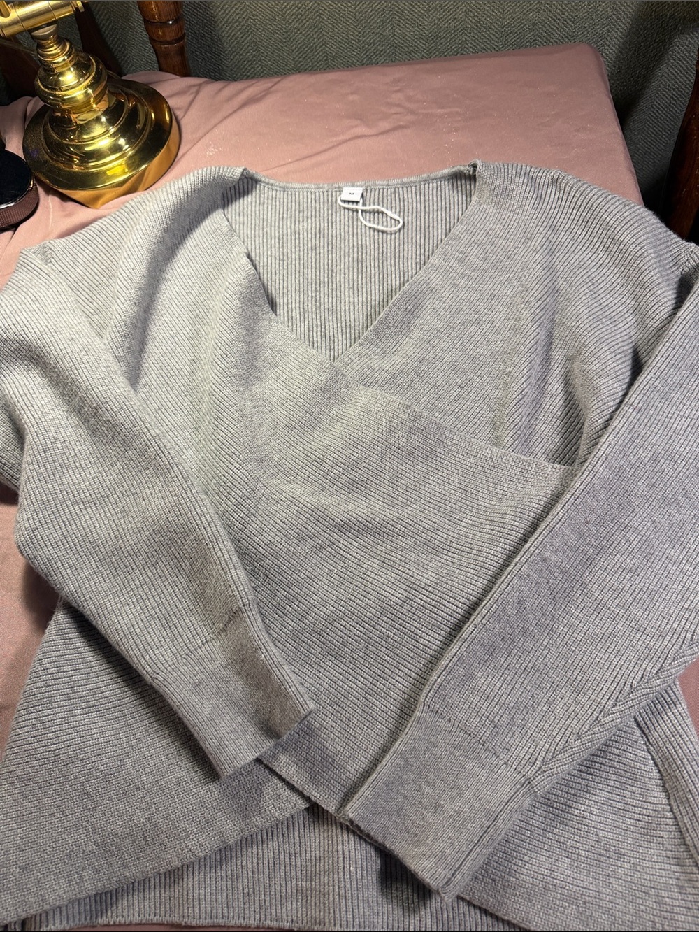 Women's Light Gray Ribbed V-Neck Sweater